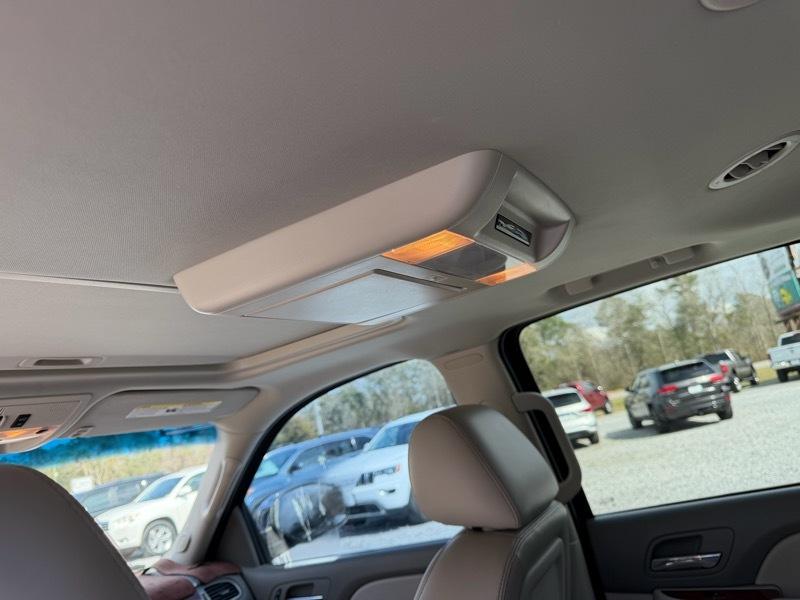 GMC Yukon XL SLT-1 1/2 Ton 2WD 2011