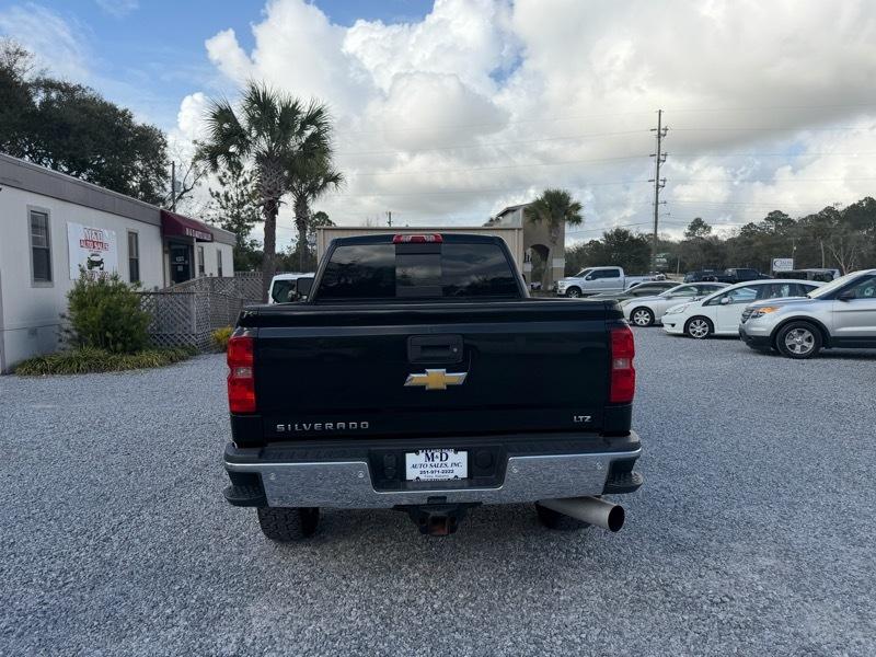 Chevrolet Silverado 2500HD 4WD Crew Cab 153.7" LTZ 2015