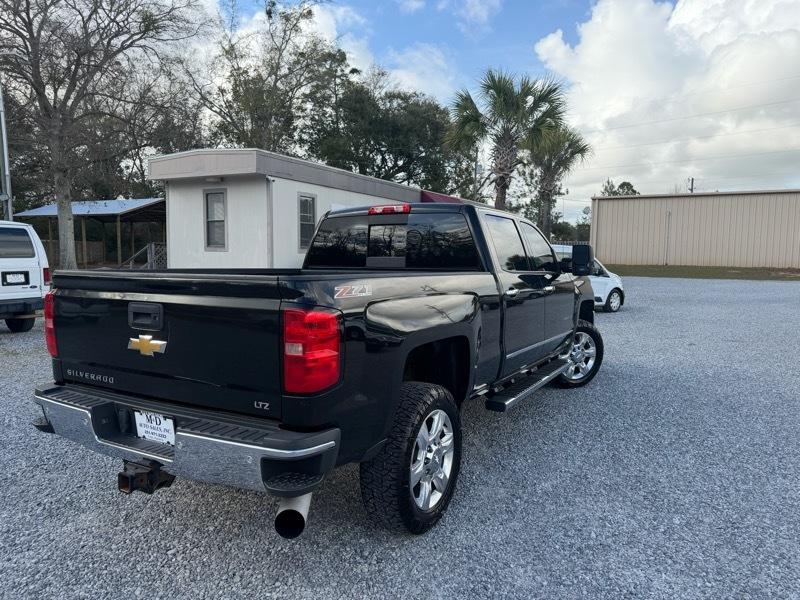 Chevrolet Silverado 2500HD 4WD Crew Cab 153.7" LTZ 2015
