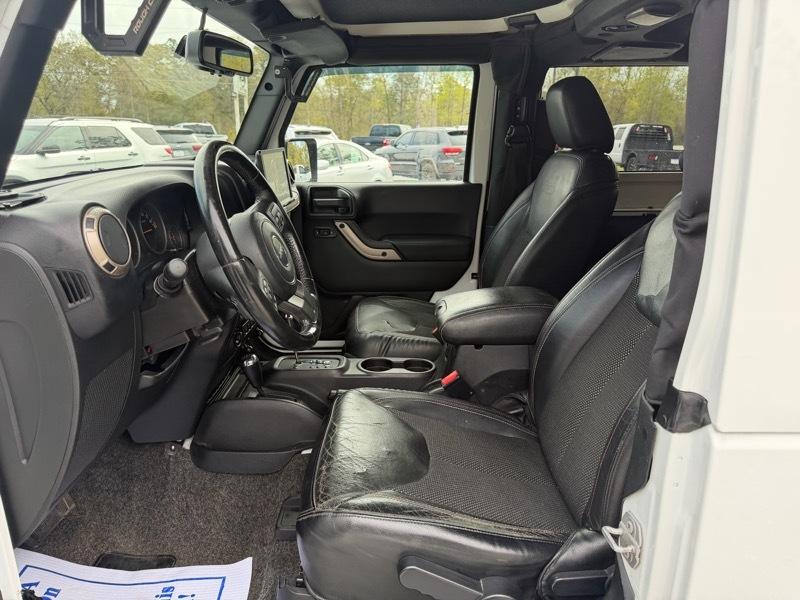 Jeep Wrangler Sahara 4WD 2016