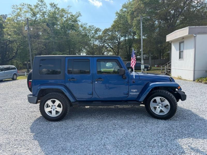 Jeep Wrangler Unlimited Sahara 4WD 2009