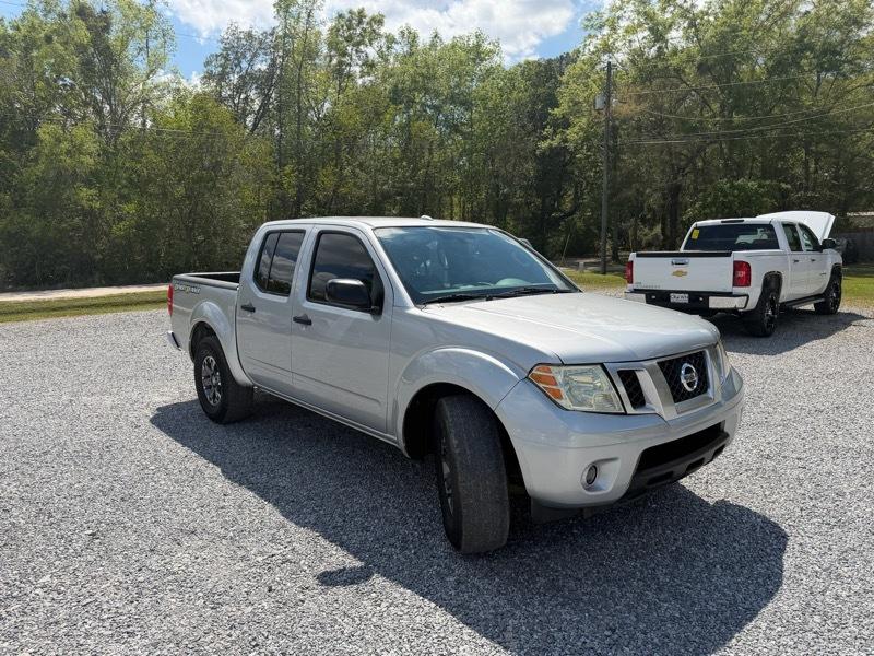 Nissan Frontier S Crew Cab 5AT 2WD 2014