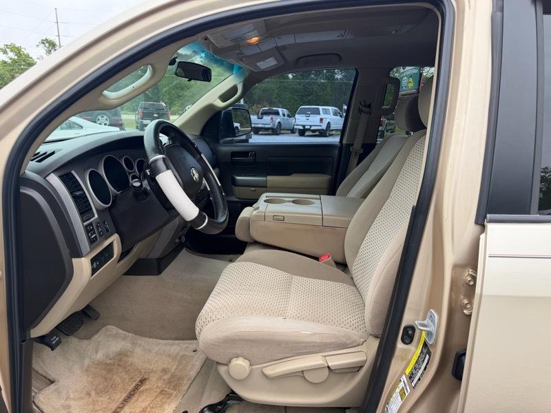 Toyota Tundra Base 4.7L 2WD 2010