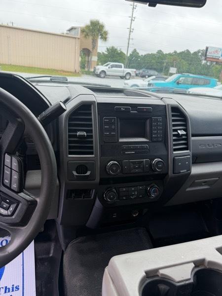 Ford F-350 SD XLT DRW 2WD 2019