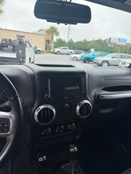 Jeep Wrangler Sport 4WD 2015