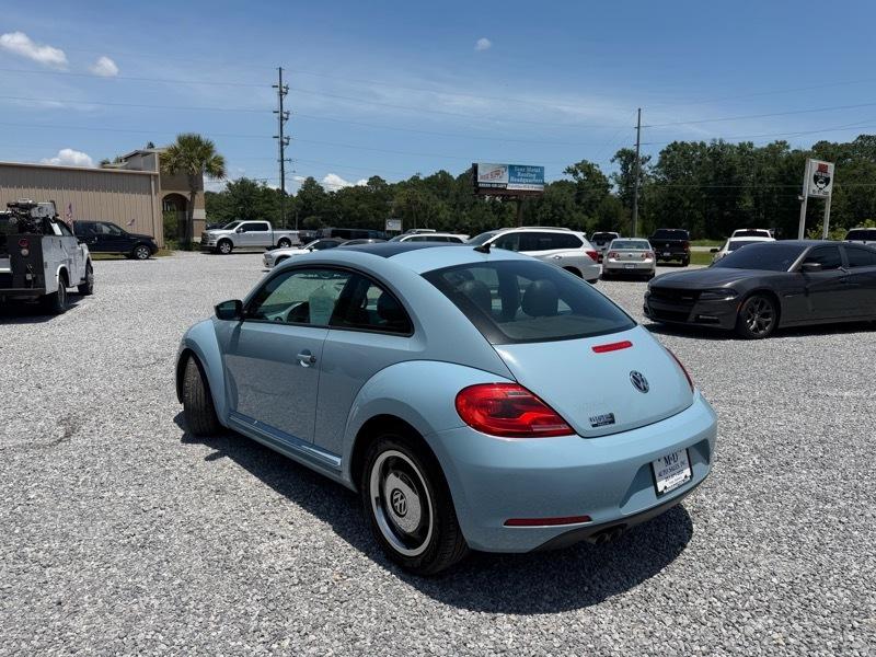 Volkswagen Beetle 2.5L 2013