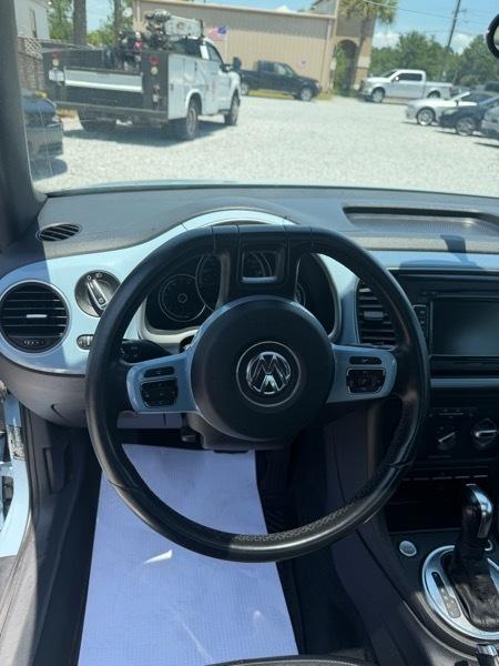 Volkswagen Beetle 2.5L 2013