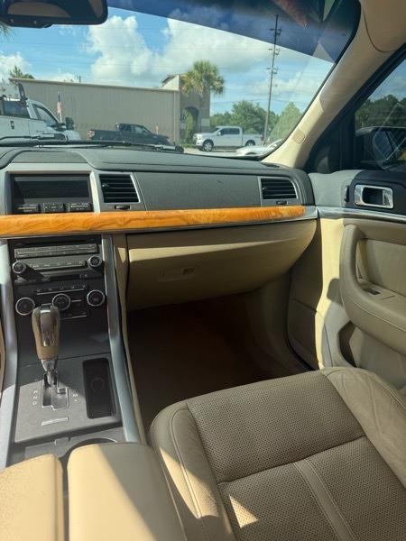 Lincoln MKS FWD 2009
