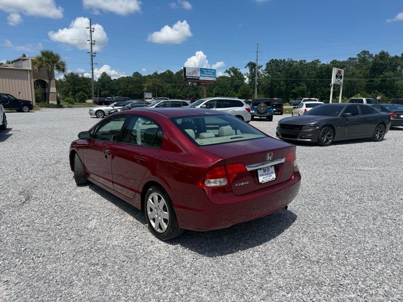 Honda Civic LX Sedan 5-Speed AT 2010