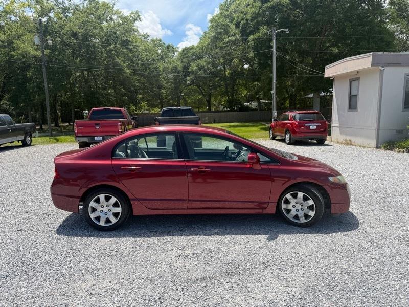 Honda Civic LX Sedan 5-Speed AT 2010