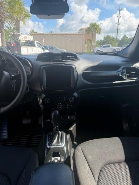 Jeep Renegade Altitude 2022