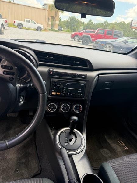 Scion tC Sports Coupe 6-Spd AT 2012
