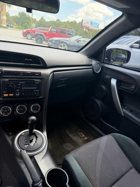 Scion tC Sports Coupe 6-Spd AT 2012