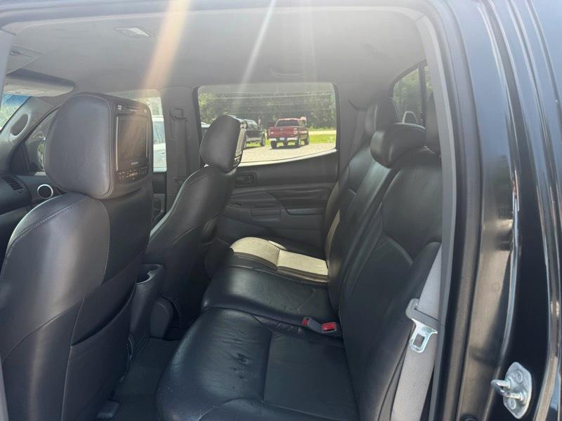 Toyota Tacoma Double Cab V6 4WD 2006