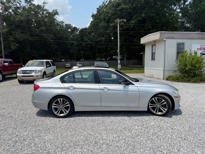 BMW 3-Series 328i Sedan 2012