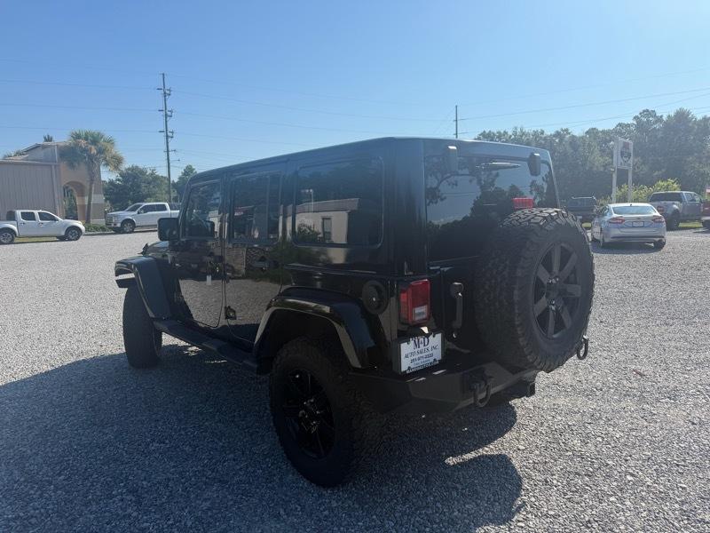 Jeep Wrangler Unlimited Sahara 4WD 2014