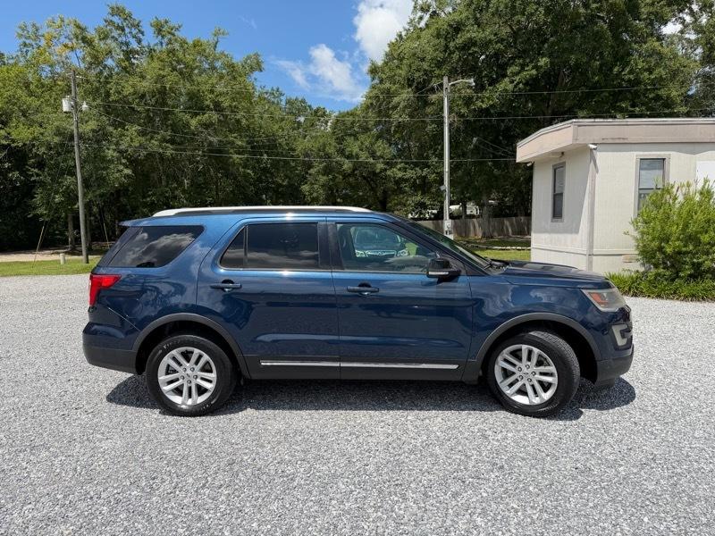 Ford Explorer XLT 2WD 2016
