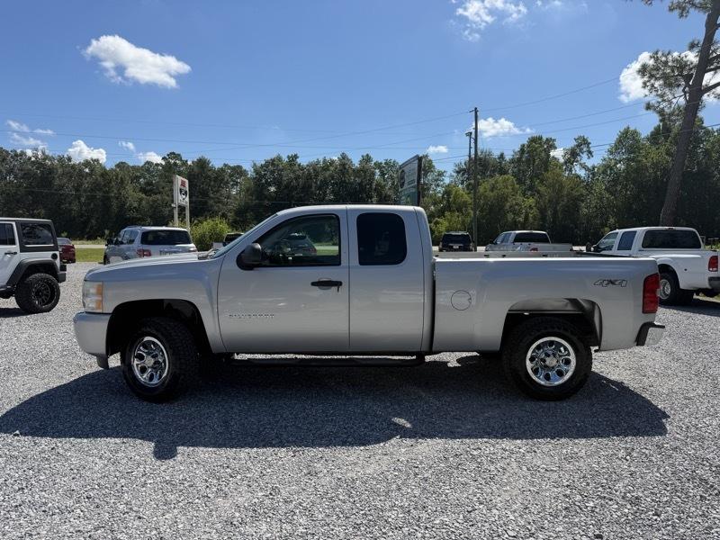 Chevrolet Silverado 1500 2WD Double Cab 143.5" LS 2011