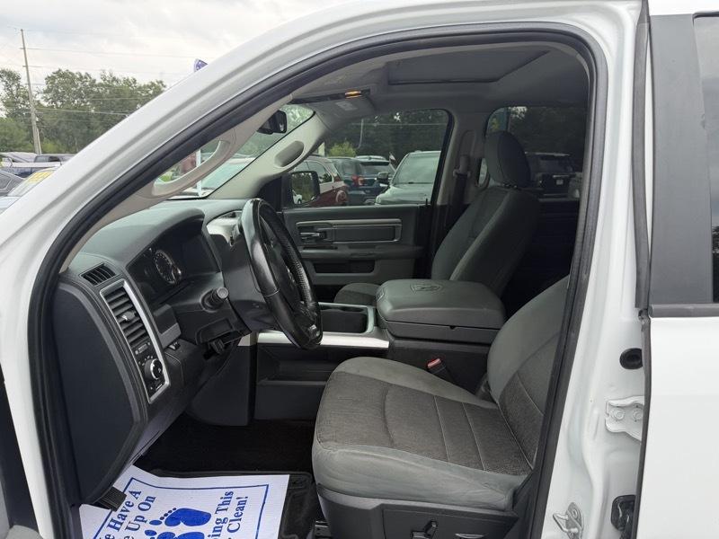 RAM 1500 2WD Crew Cab 149" SLT 2017