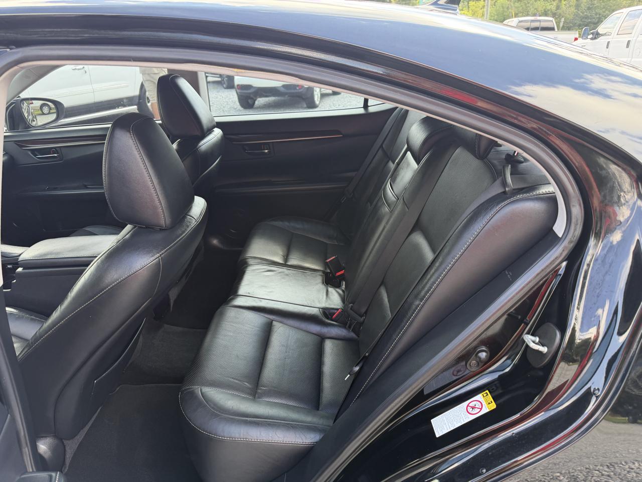 Lexus ES 350 Sedan 2013