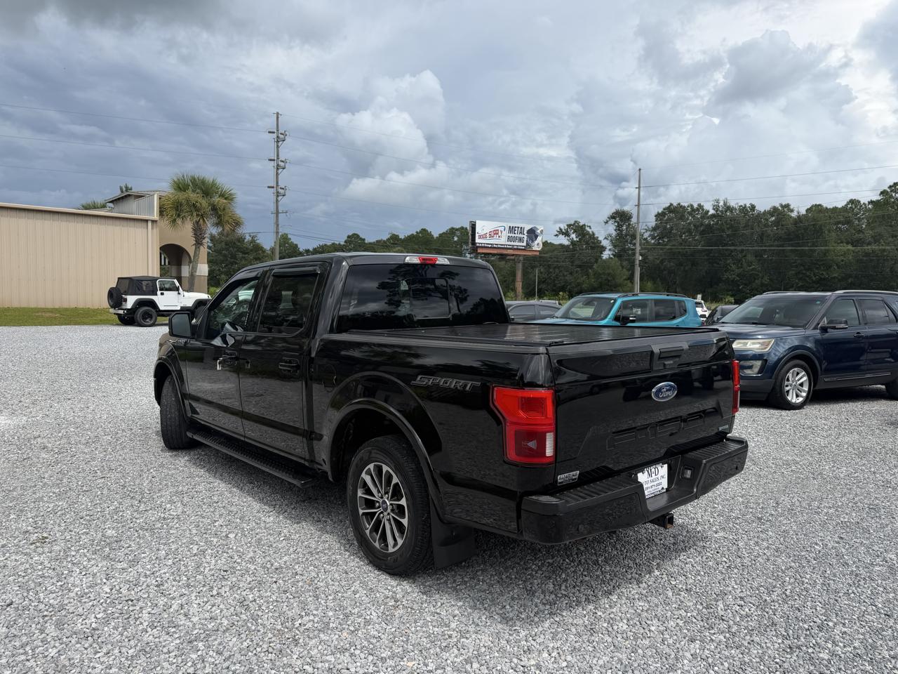 Ford F-150 2WD SuperCrew 157" XLT 2018