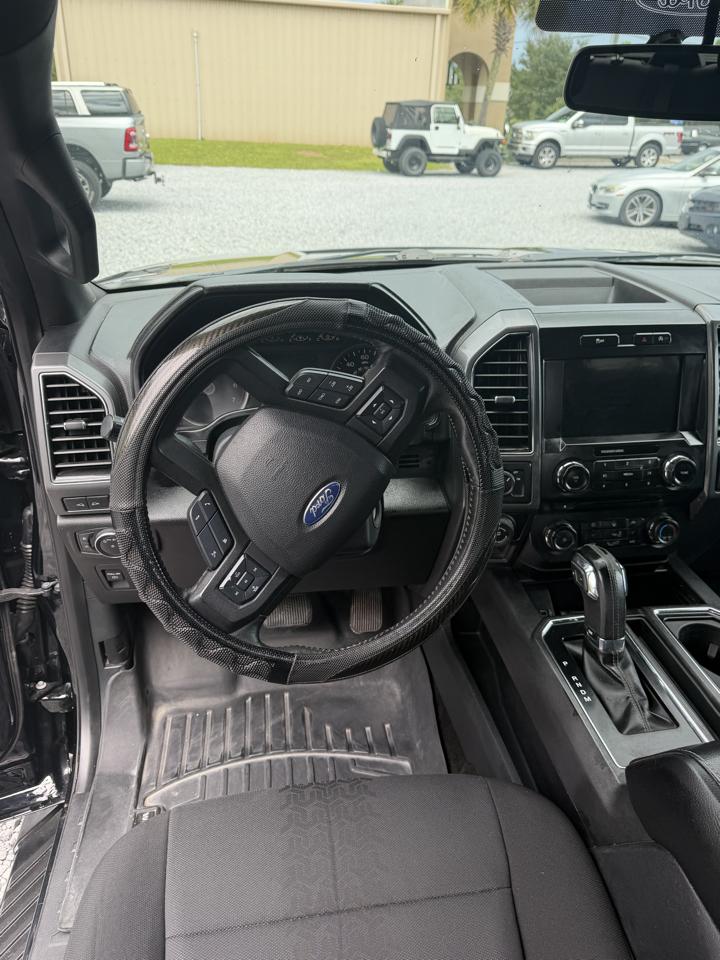 Ford F-150 2WD SuperCrew 157" XLT 2018