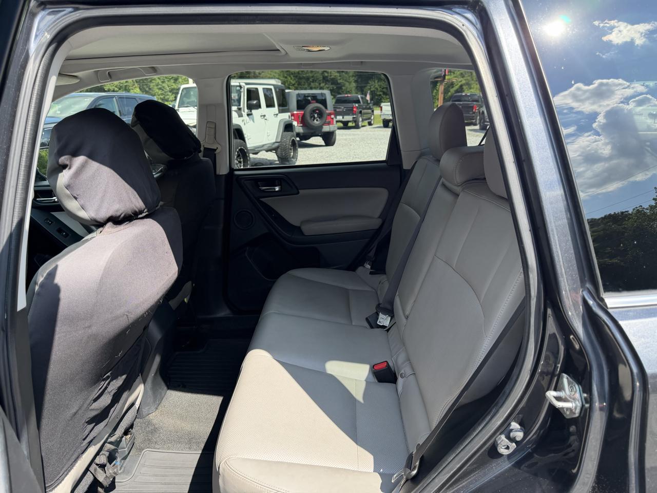Subaru Forester 2.5i Touring 2015