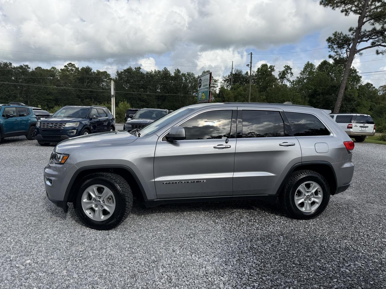 Jeep Grand Cherokee Laredo 2WD 2017
