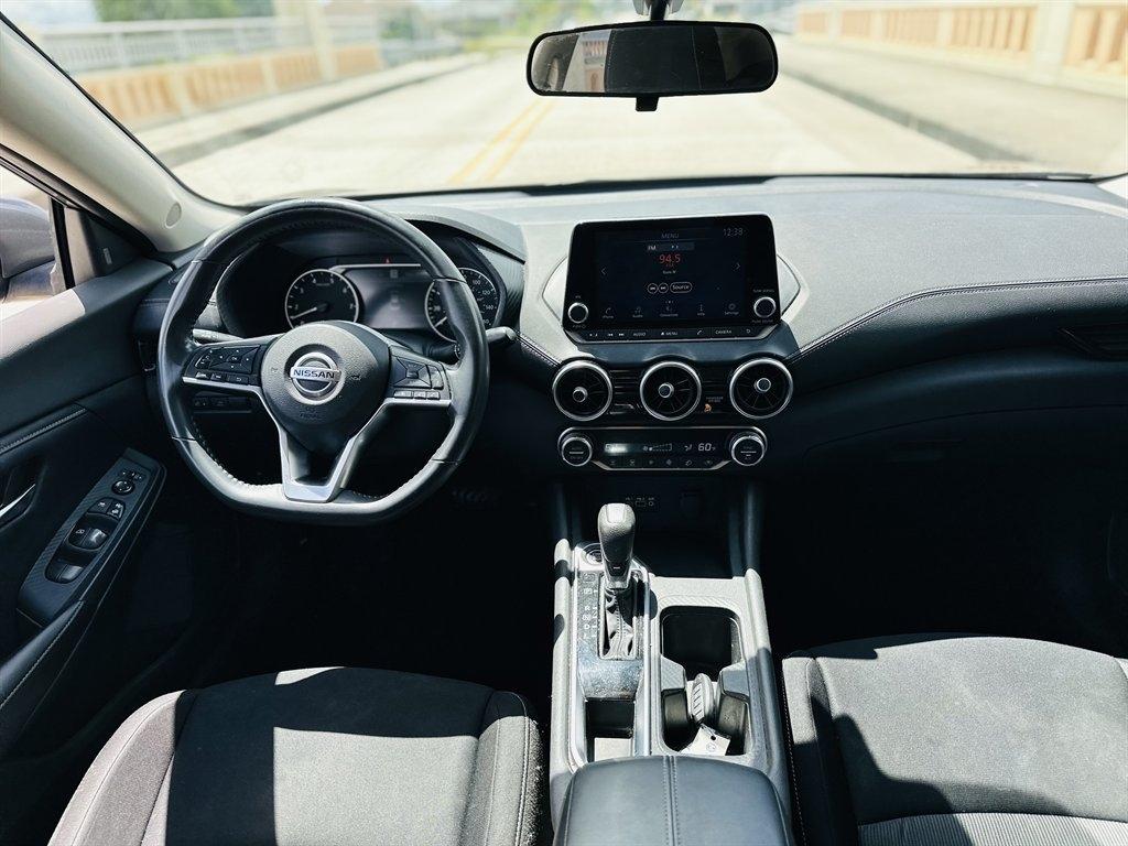 Nissan Sentra SV 2021