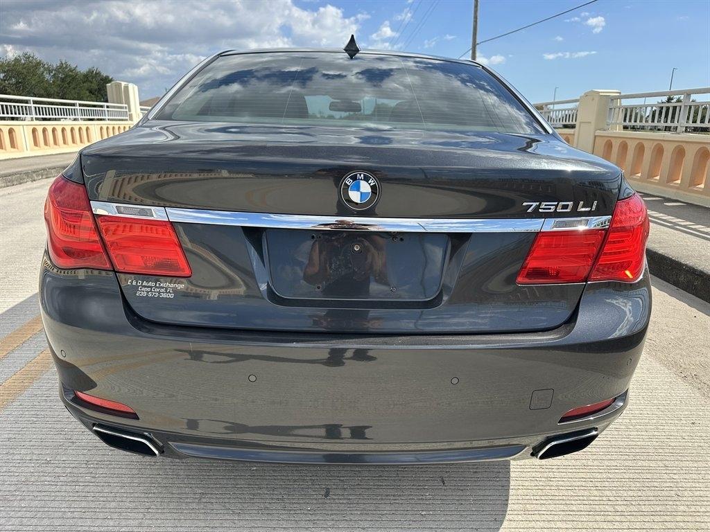 BMW 7-Series 750Li 2009