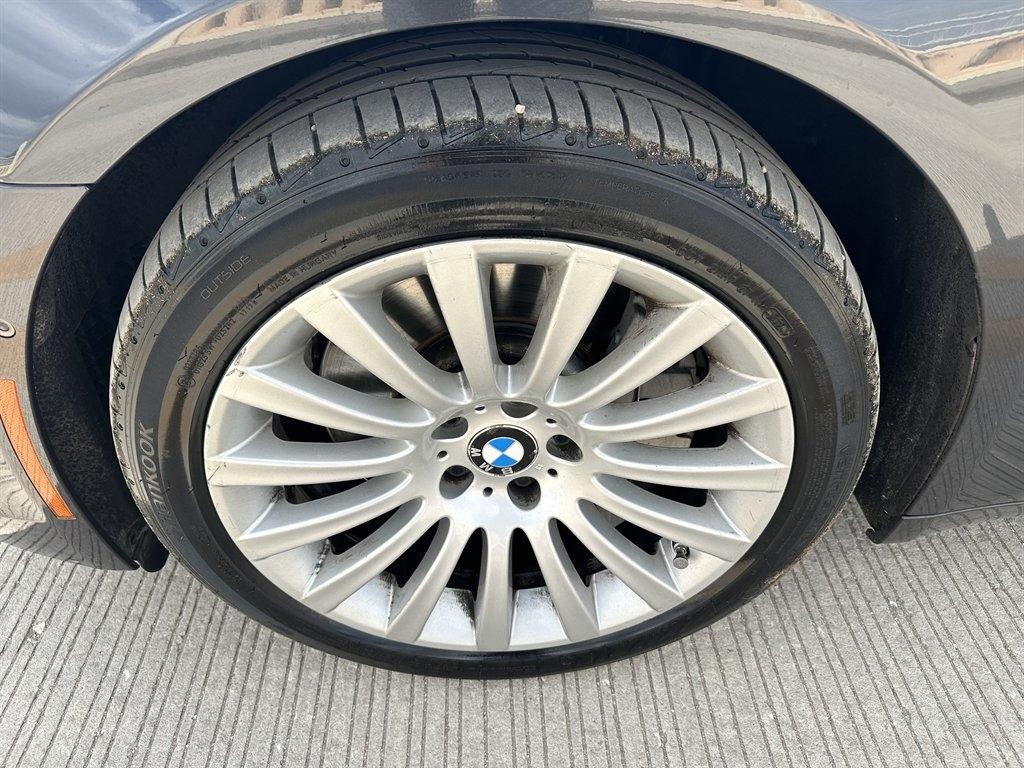 BMW 7-Series 750Li 2009