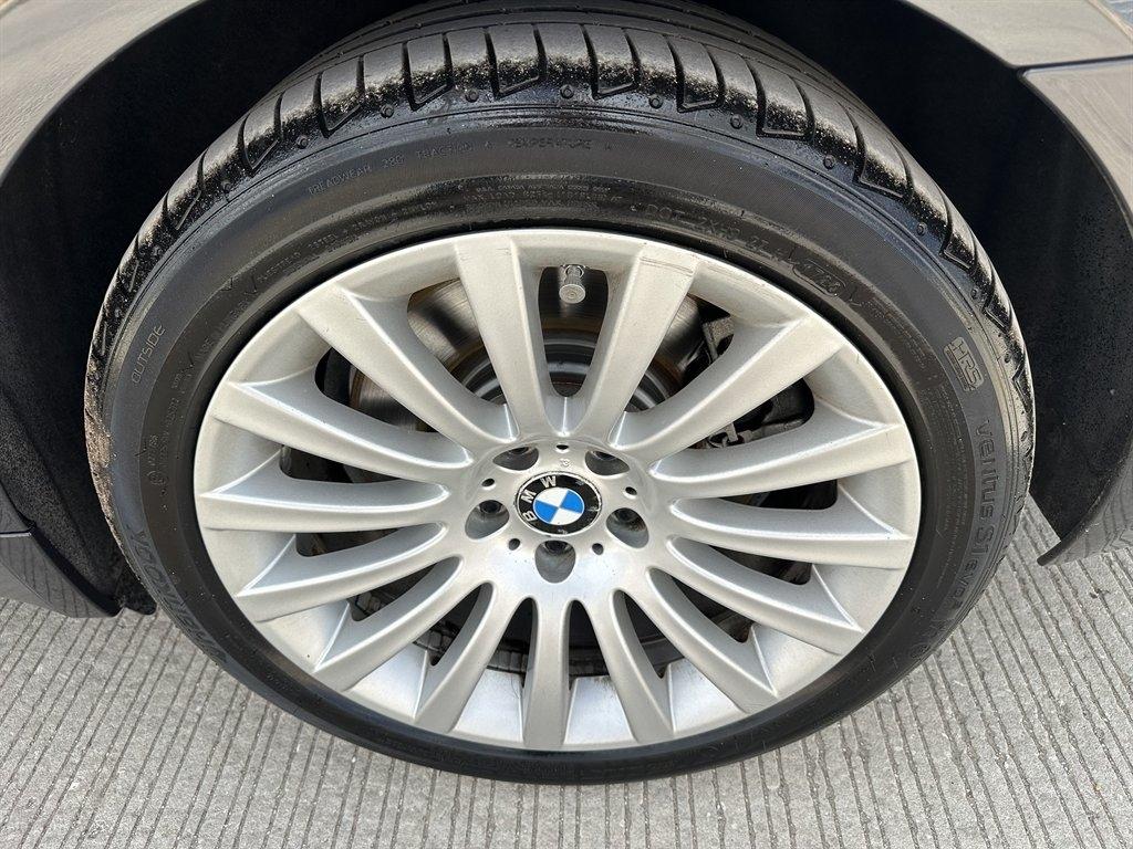 BMW 7-Series 750Li 2009