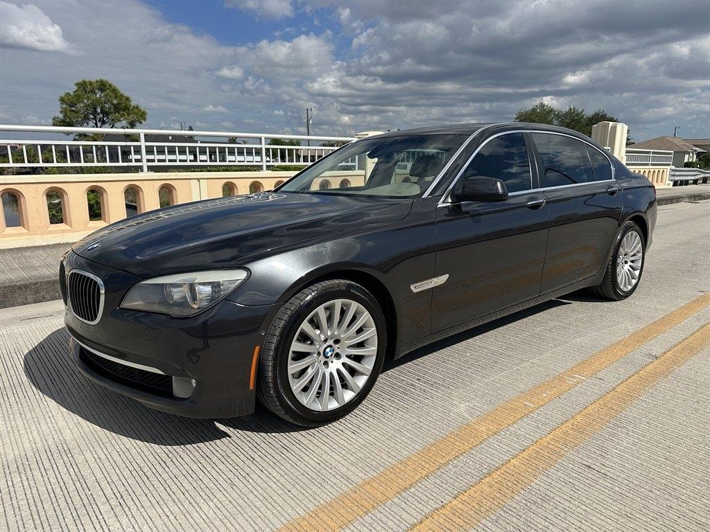 BMW 7-Series 750Li 2009