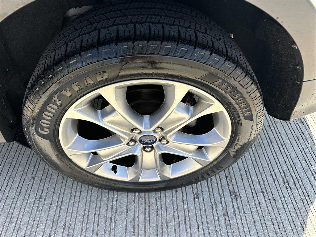 Ford Escape SEL 4WD 2013