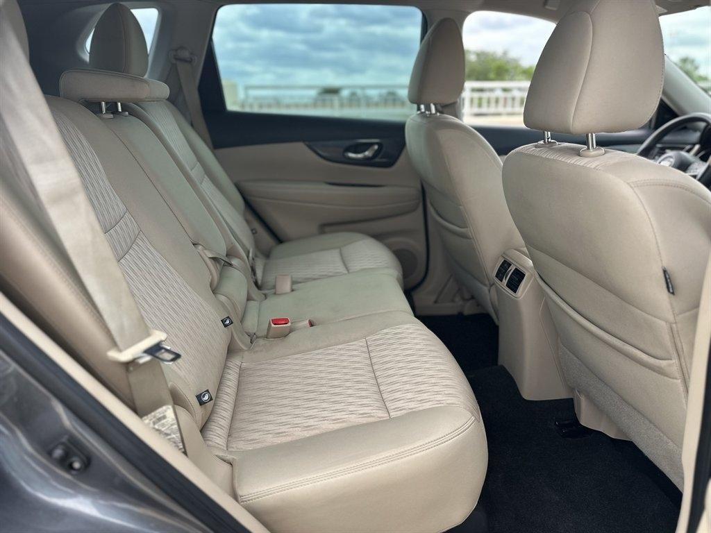 Nissan Rogue  2017