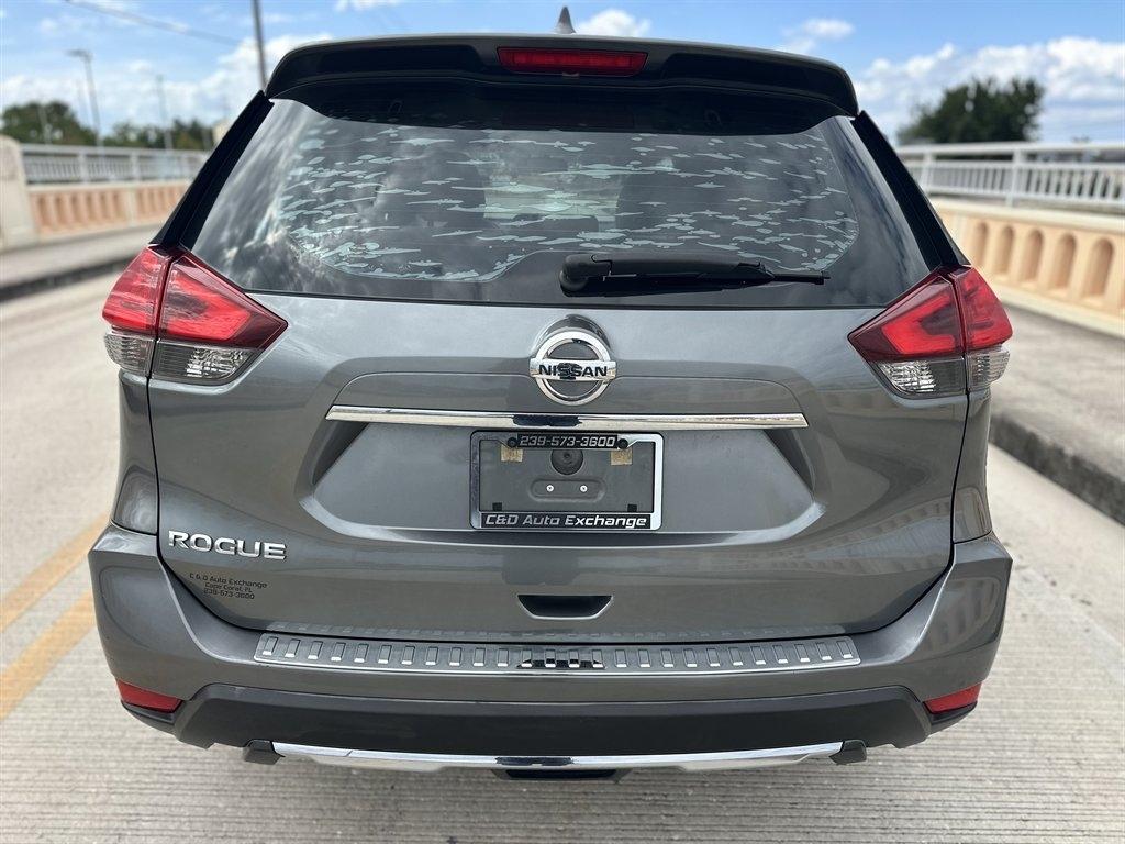 Nissan Rogue  2017