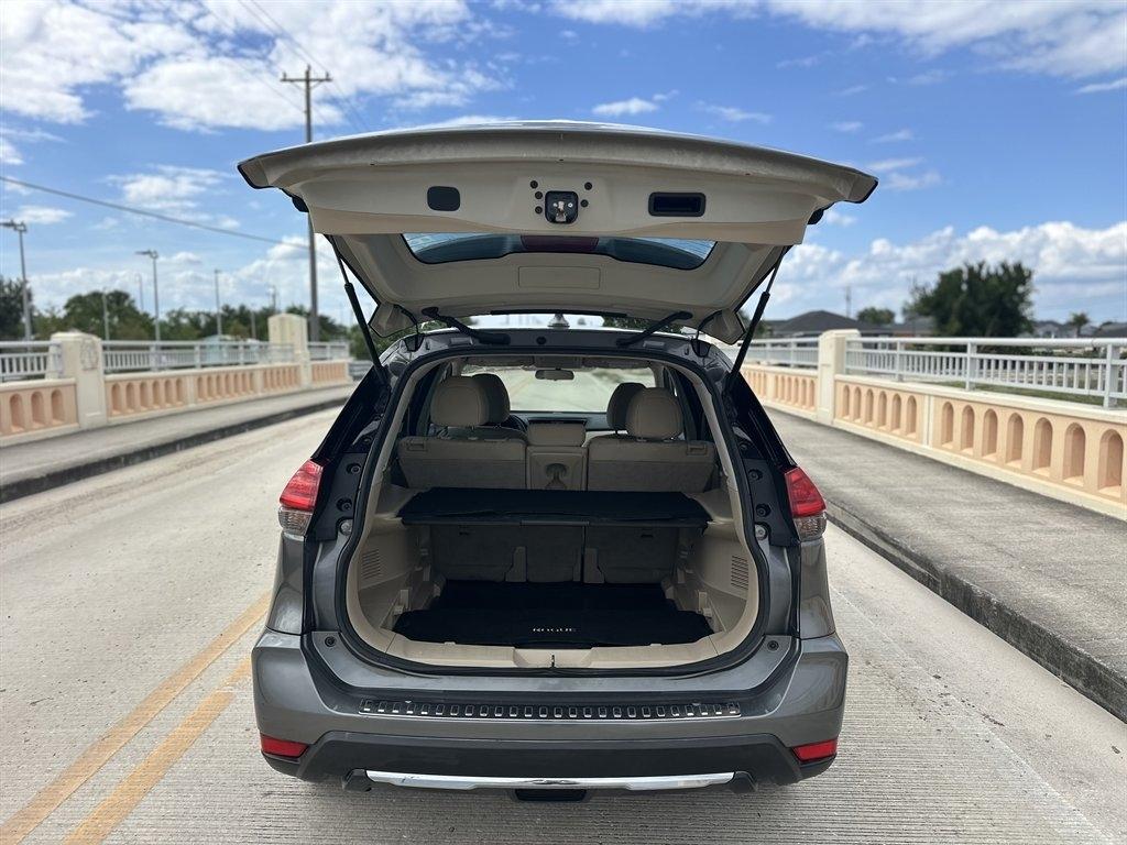 Nissan Rogue  2017
