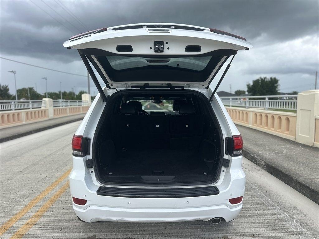 Jeep Grand Cherokee Laredo 4WD 2018