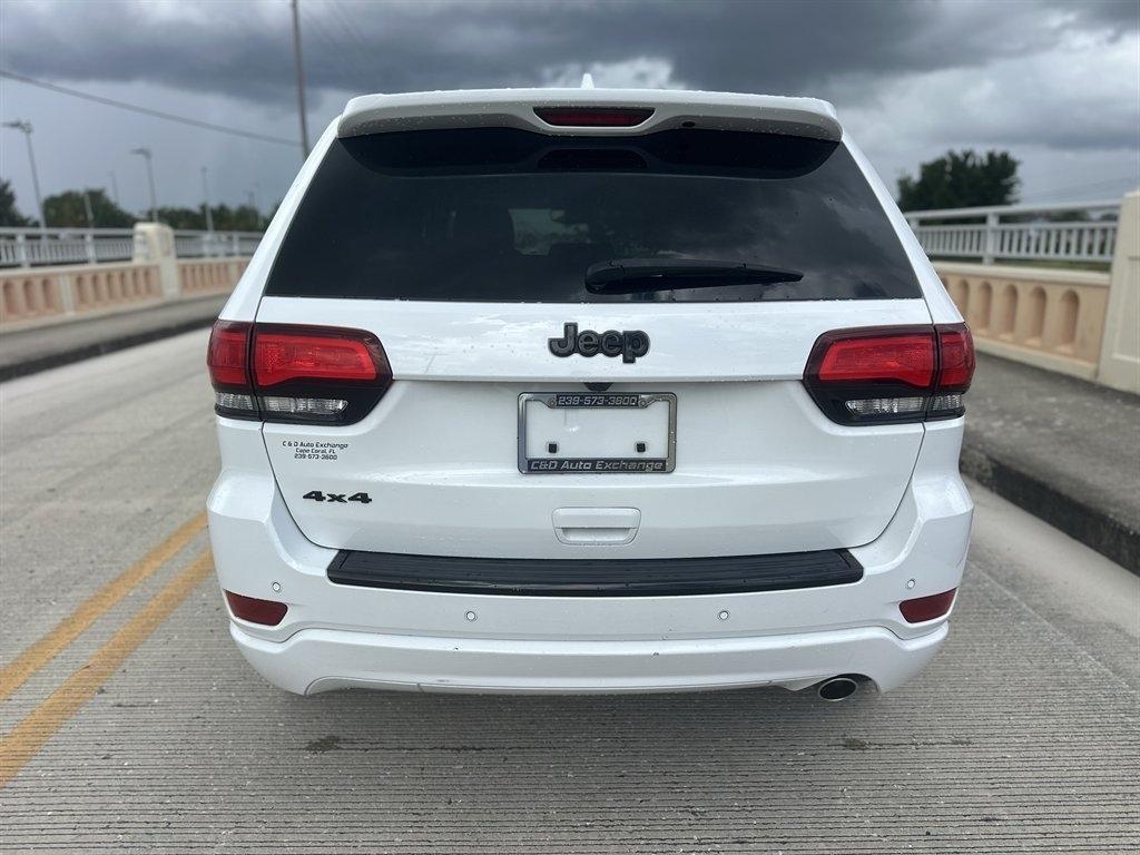 Jeep Grand Cherokee Laredo 4WD 2018