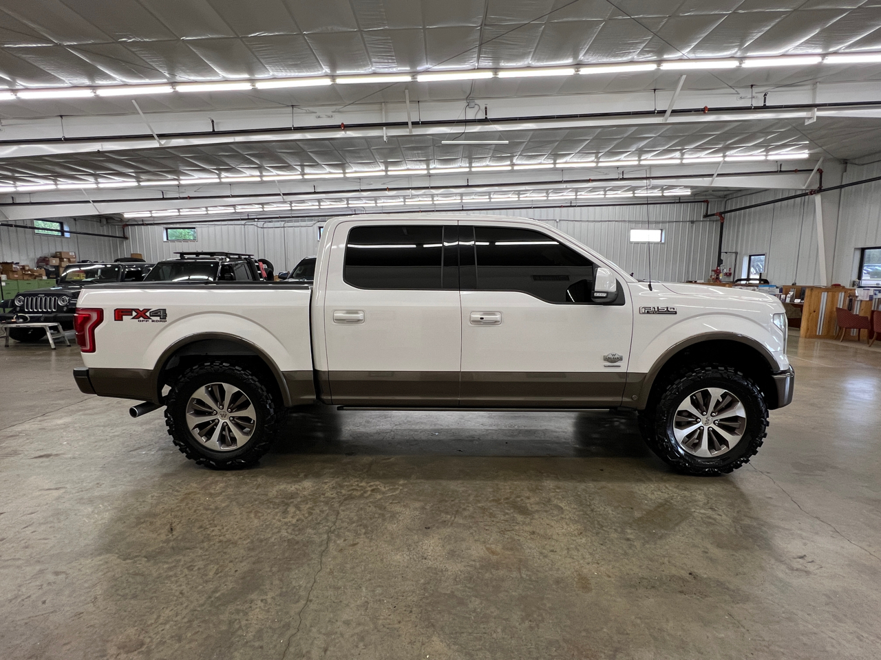 Ford F-150 4WD SuperCrew 145" King Ranch 2016