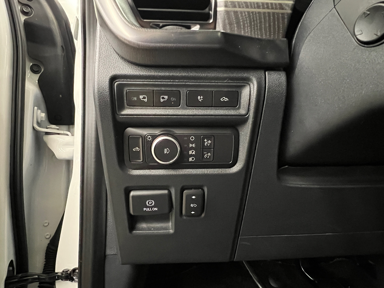 Ford F-150 Platinum SuperCrew 4WD 2021