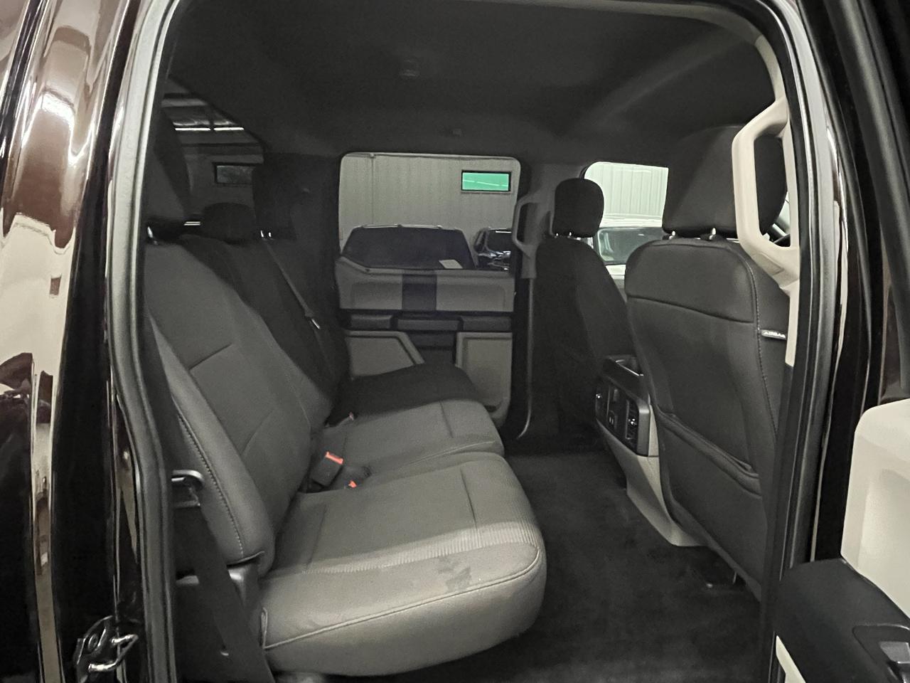 Ford F-150 photo 16