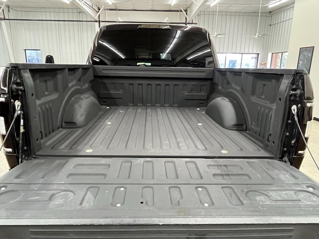 Ford F-150 photo 22