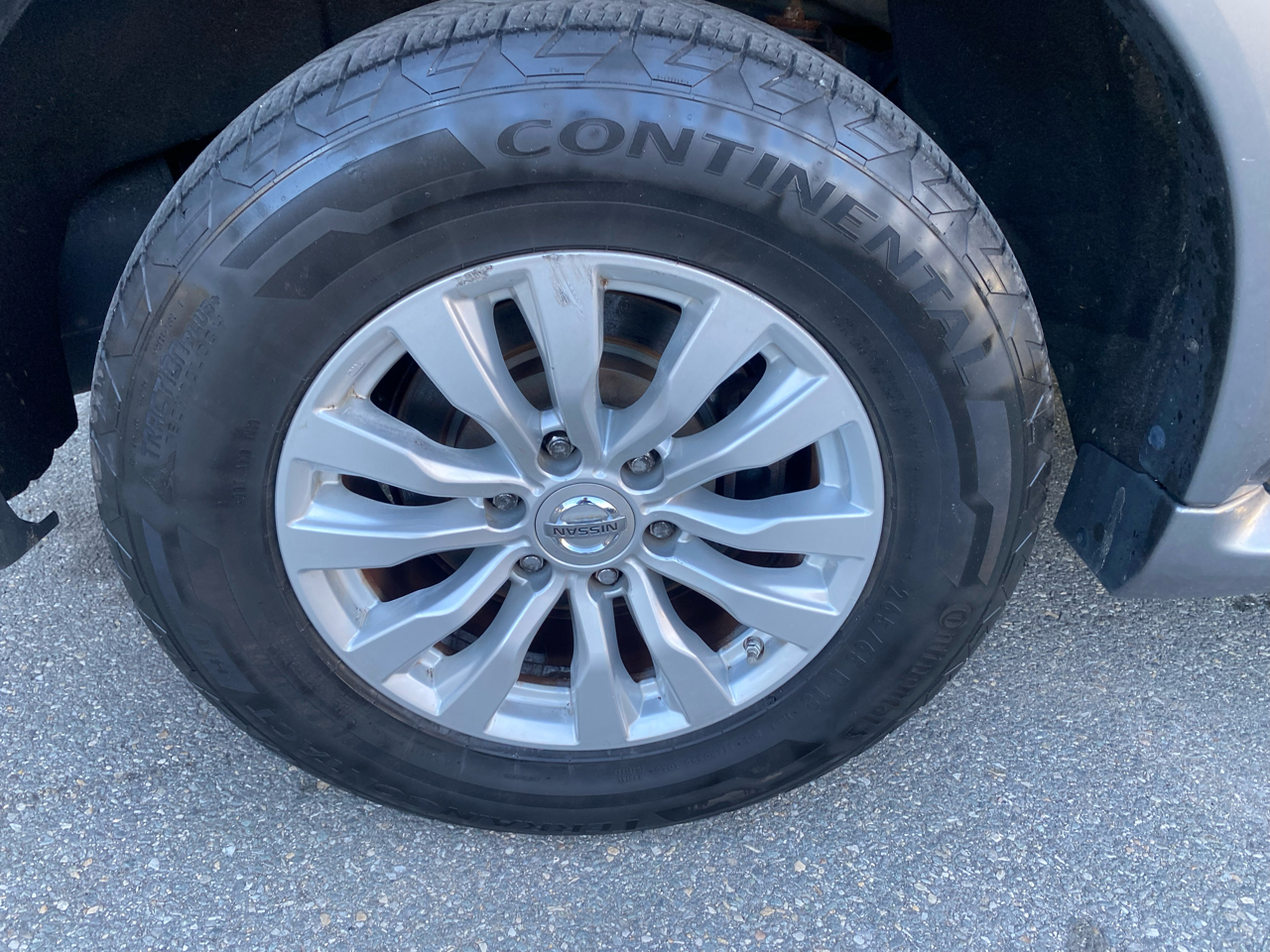 Nissan Armada 4x4 SV 2017