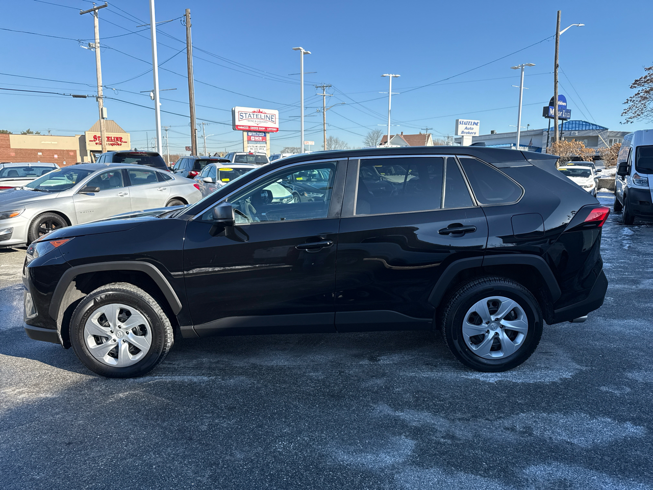 Toyota RAV4 LE AWD (Natl) 2022