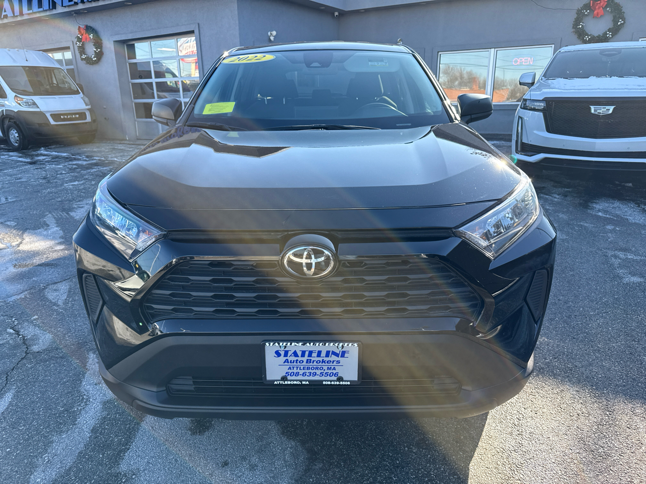 Toyota RAV4 LE AWD (Natl) 2022
