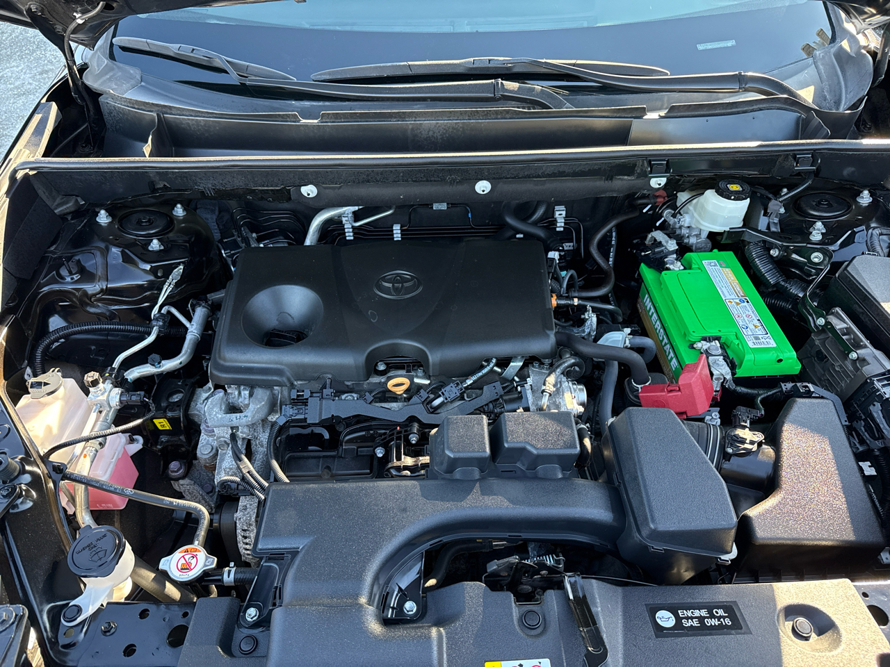 Toyota RAV4 LE AWD (Natl) 2022