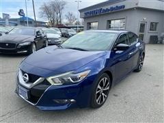 2017 Nissan Maxima 