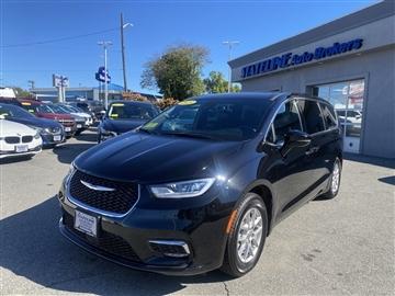 2025 Chrysler Pacifica Select FWD