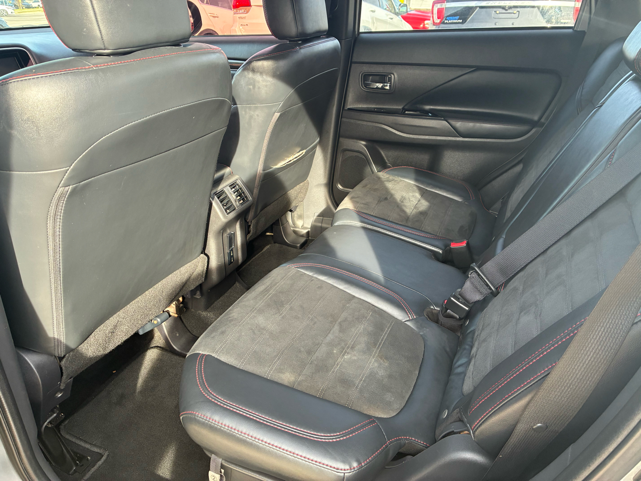 Mitsubishi Outlander SEL S-AWC 2020 Mitsubishi Outlander SEL S-AWC 2020